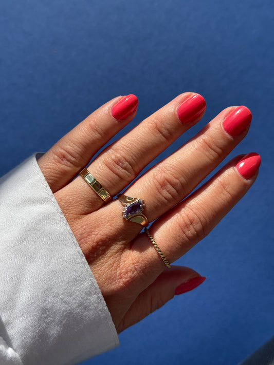 9 carat amethist diamond ring