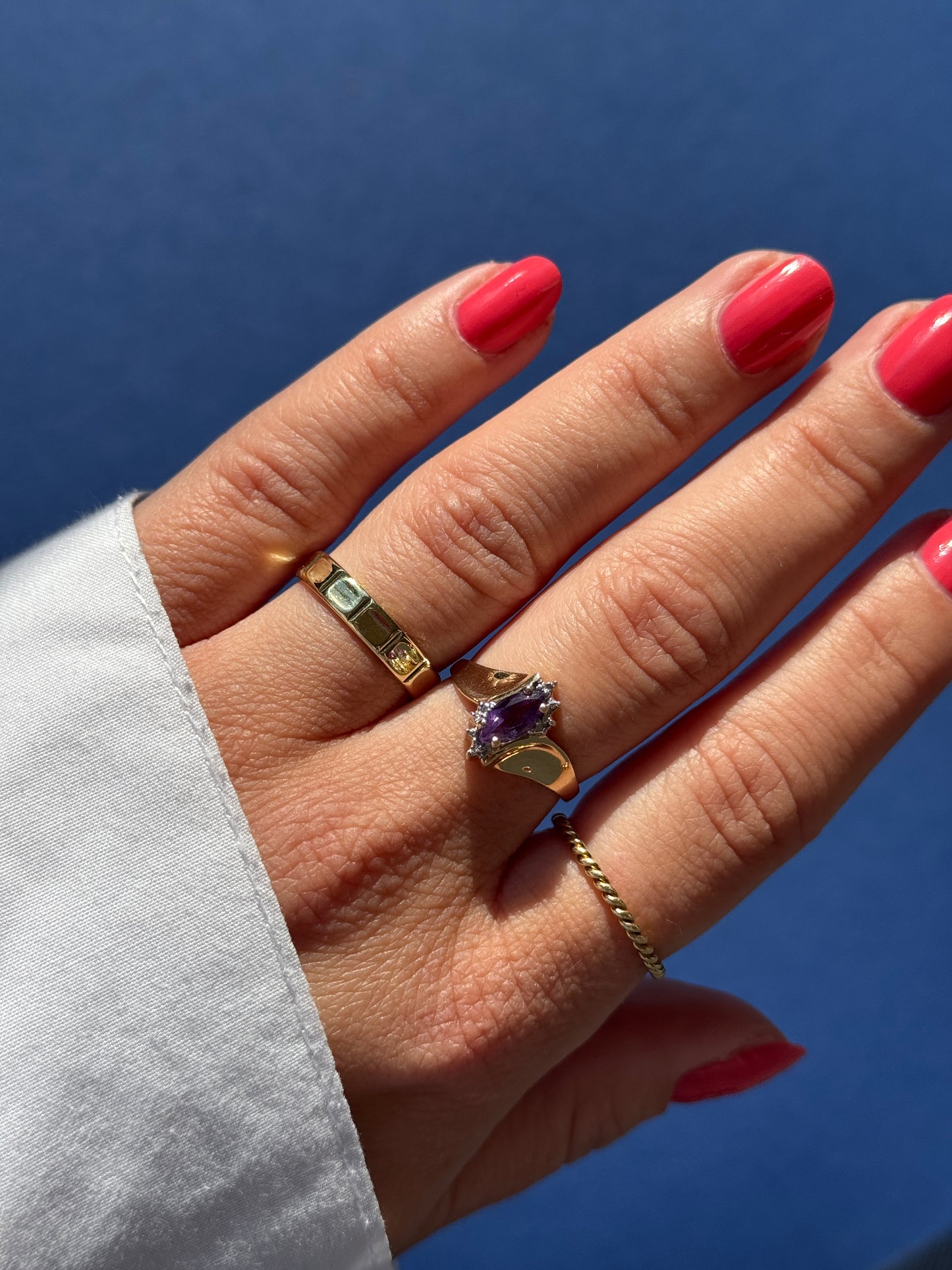 9 carat amethist diamond ring