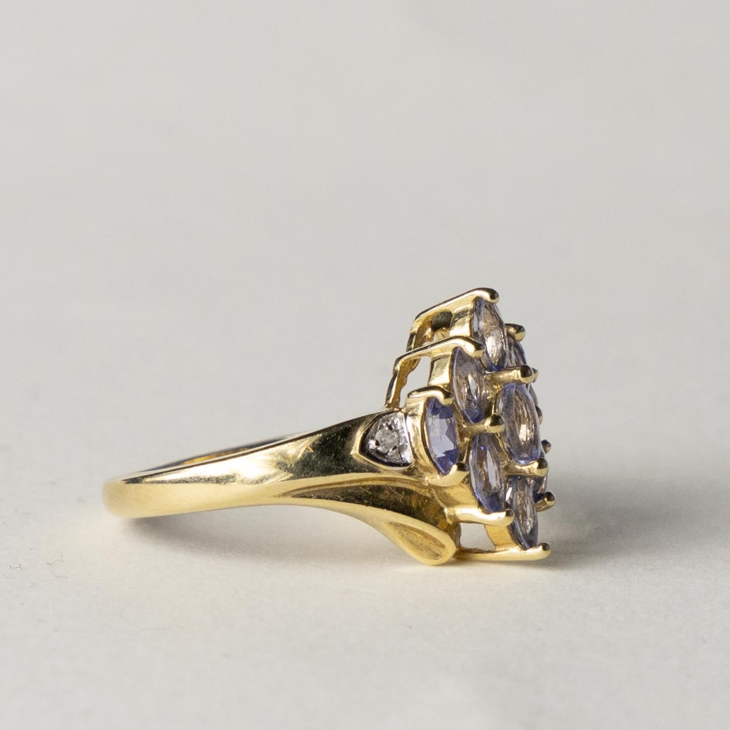 9ct tanzanite & diamond cluster
