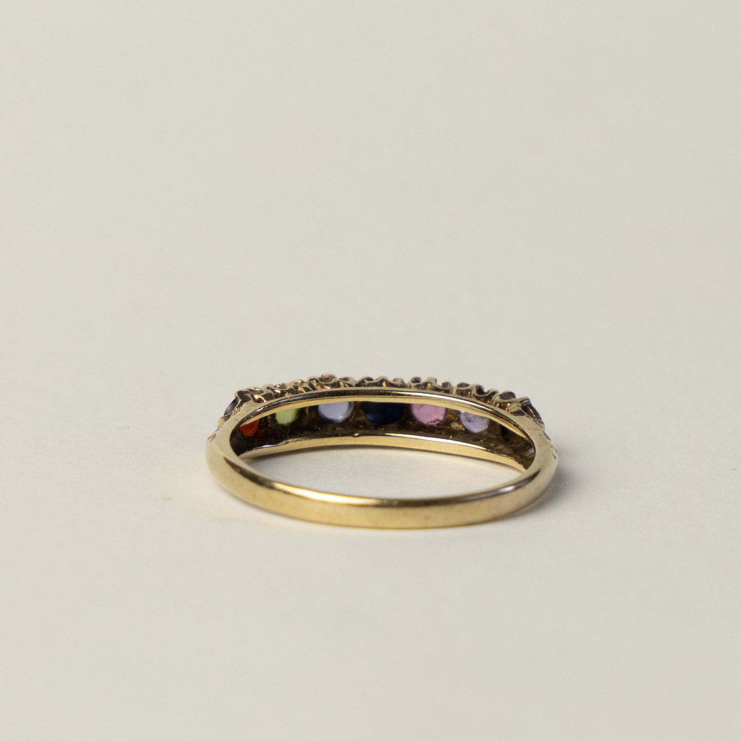 9 carat DARLING ring with gemstones