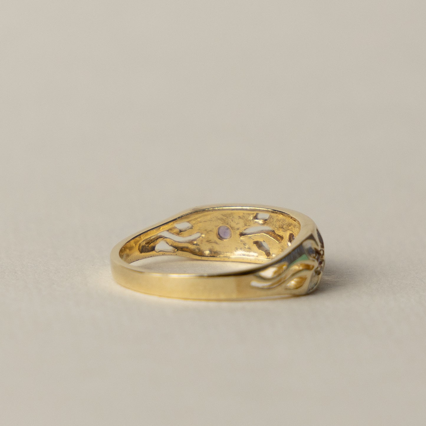 9 carat flower band ring