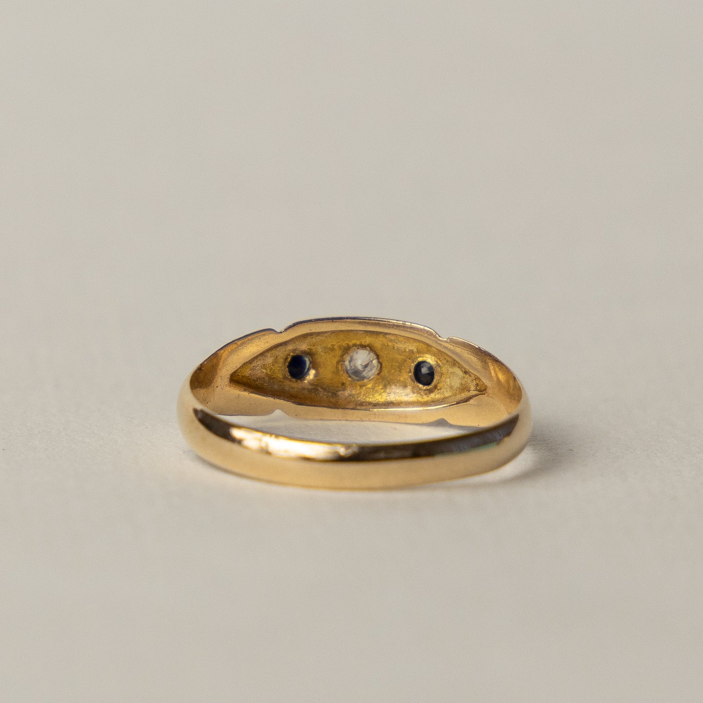 antique 9 carat gold sapphire diamond ring