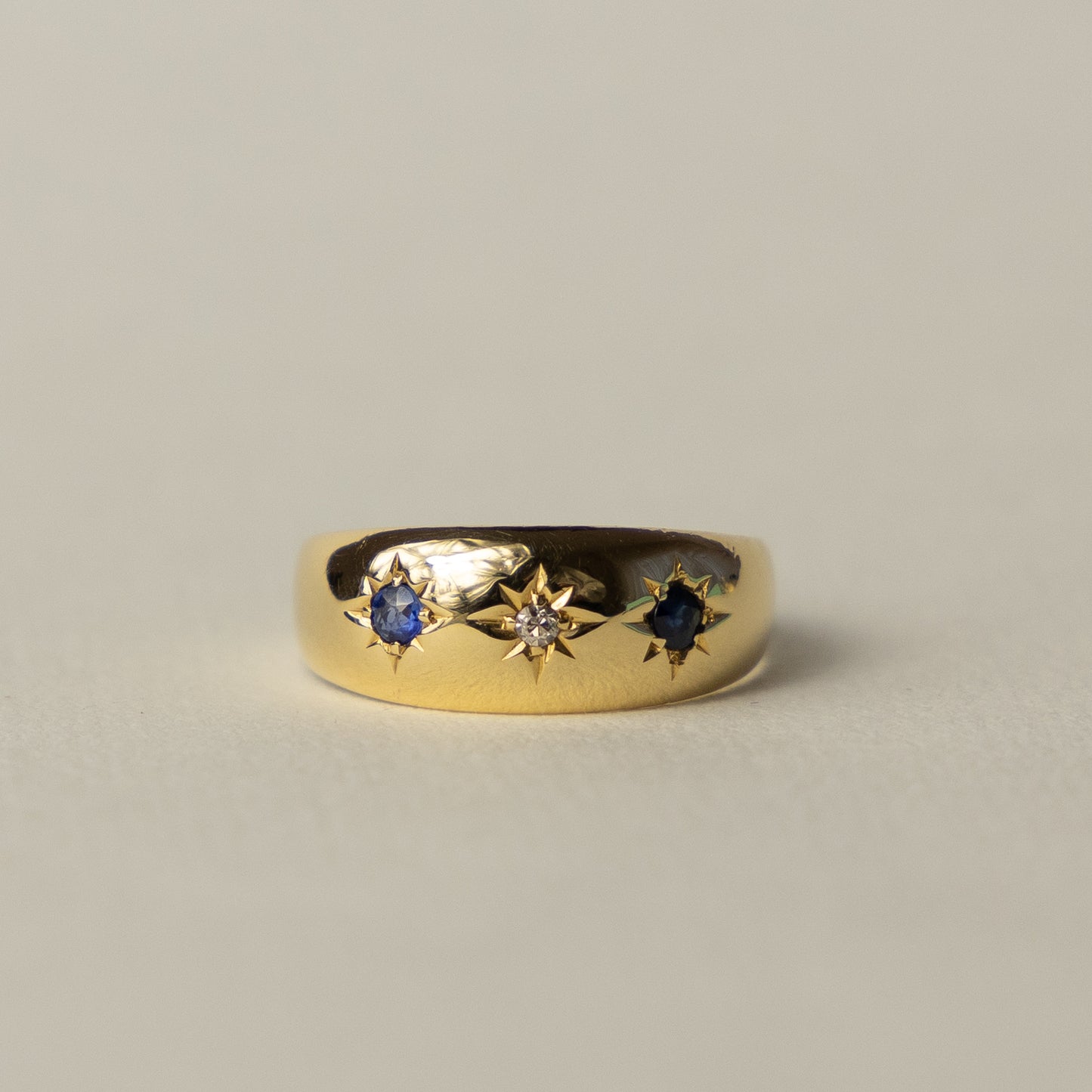 antique 18 carat gold Edwardian starbust band ring