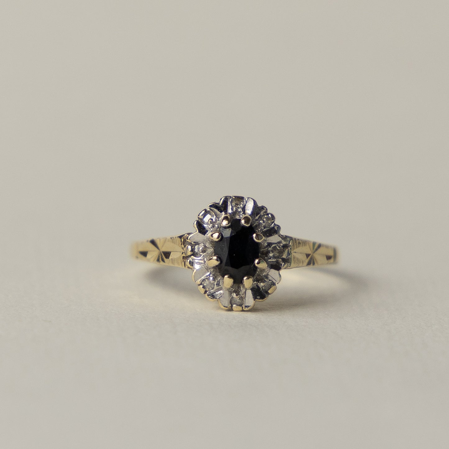 9 carat sapphire diamond halo ring