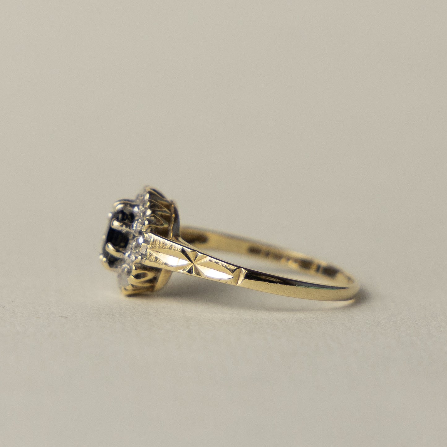 9 carat sapphire diamond halo ring