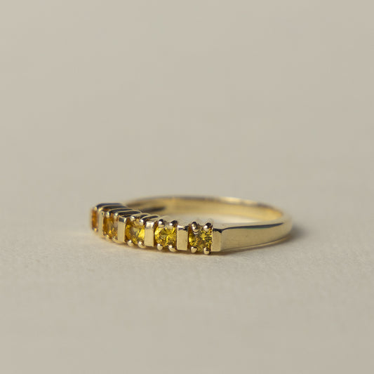 9 carat yellow topaz row ring