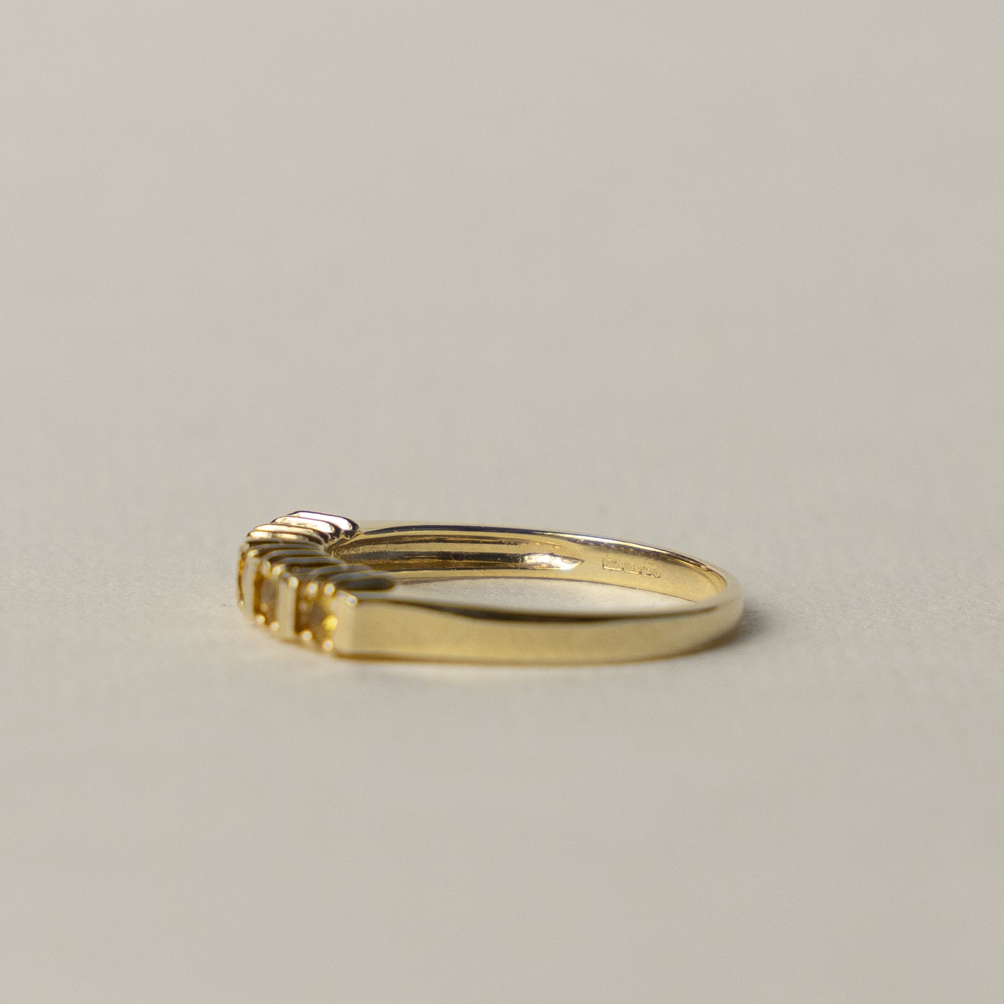9 carat yellow topaz row ring