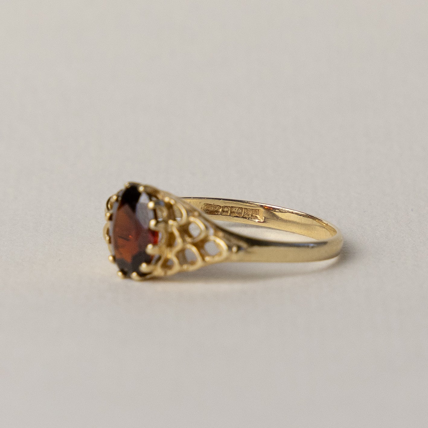 9 carat garnet cluster ring