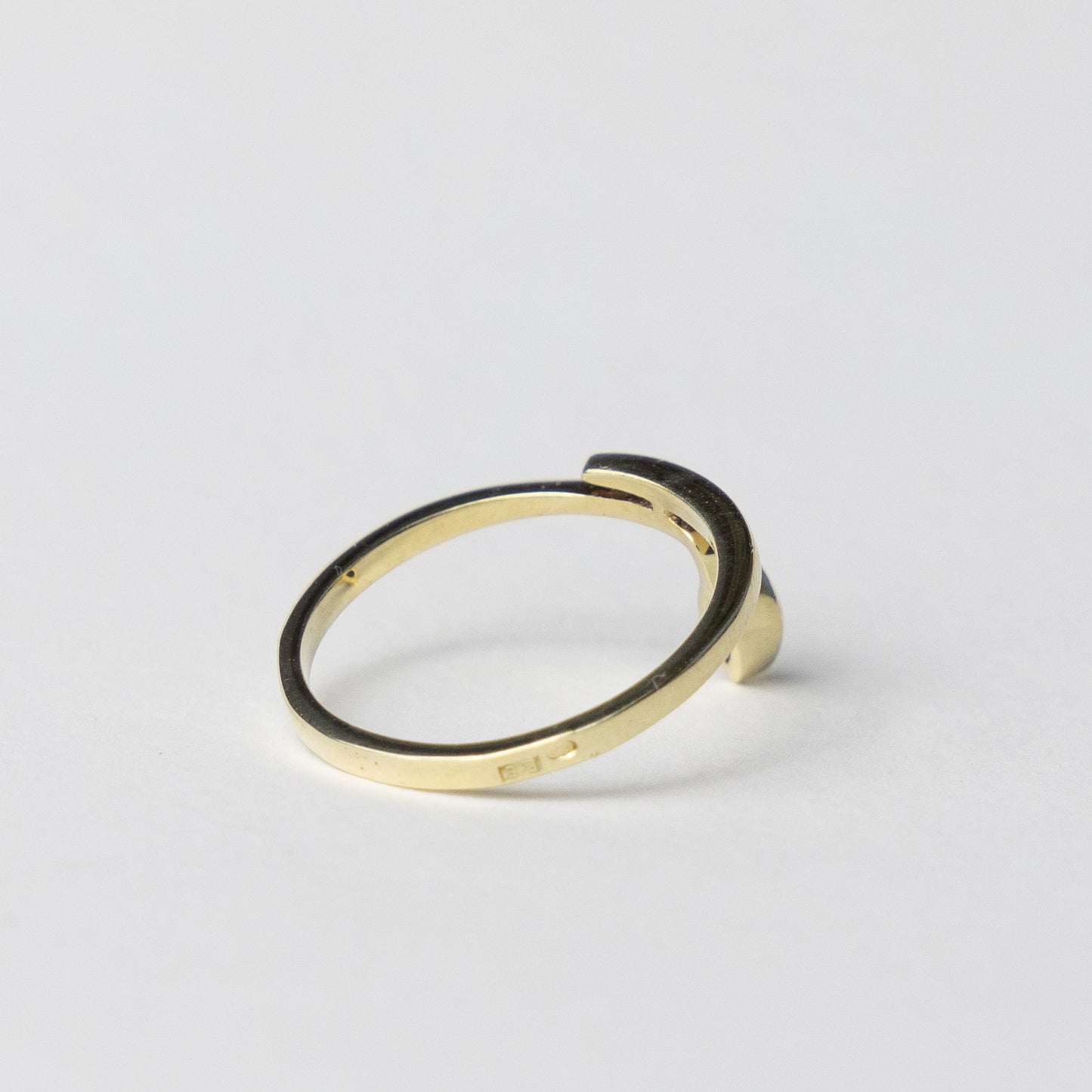 14 carat gold snake ring with diamond