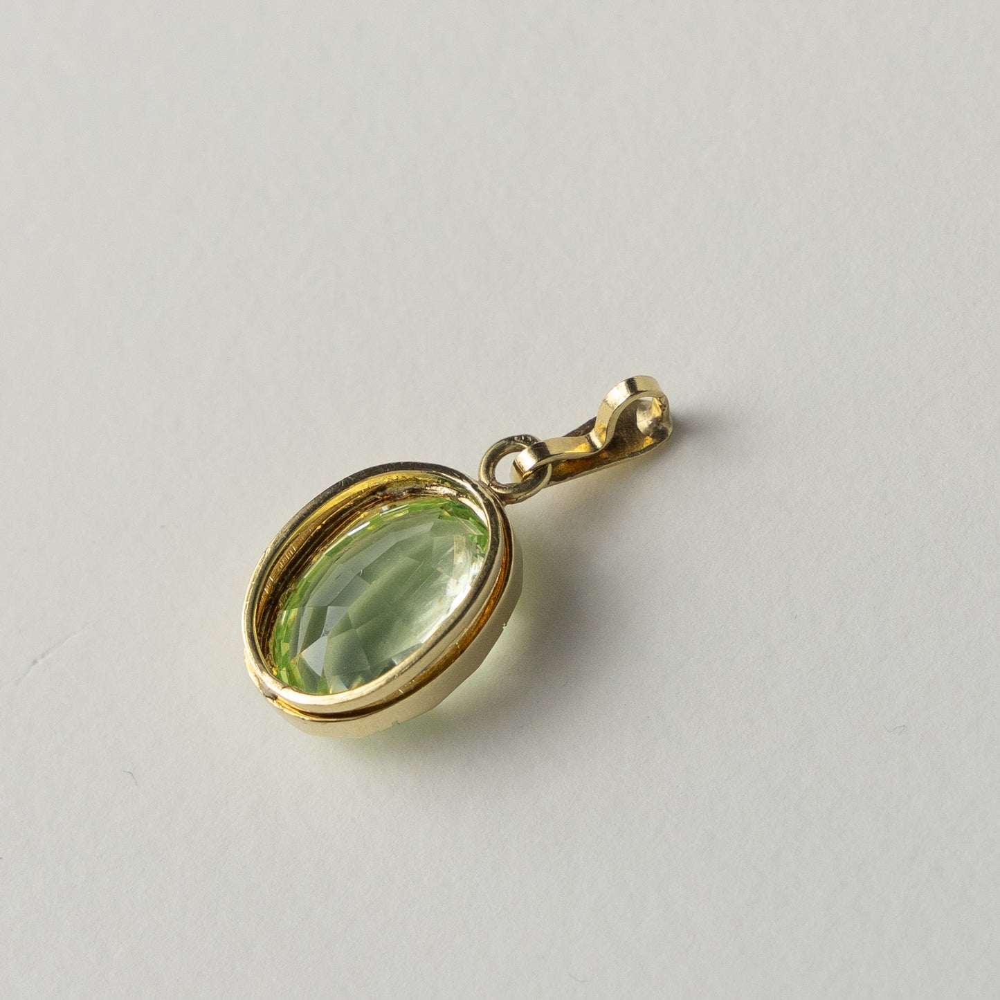14 carat gold spinel pendant