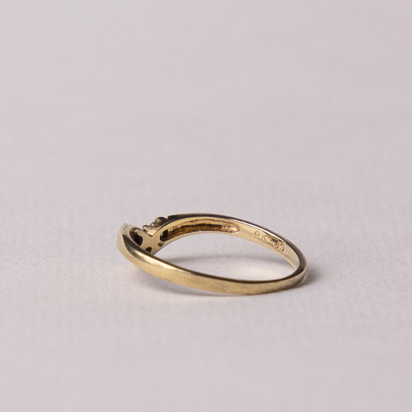 9 carat wishbone ruby zirconia ring