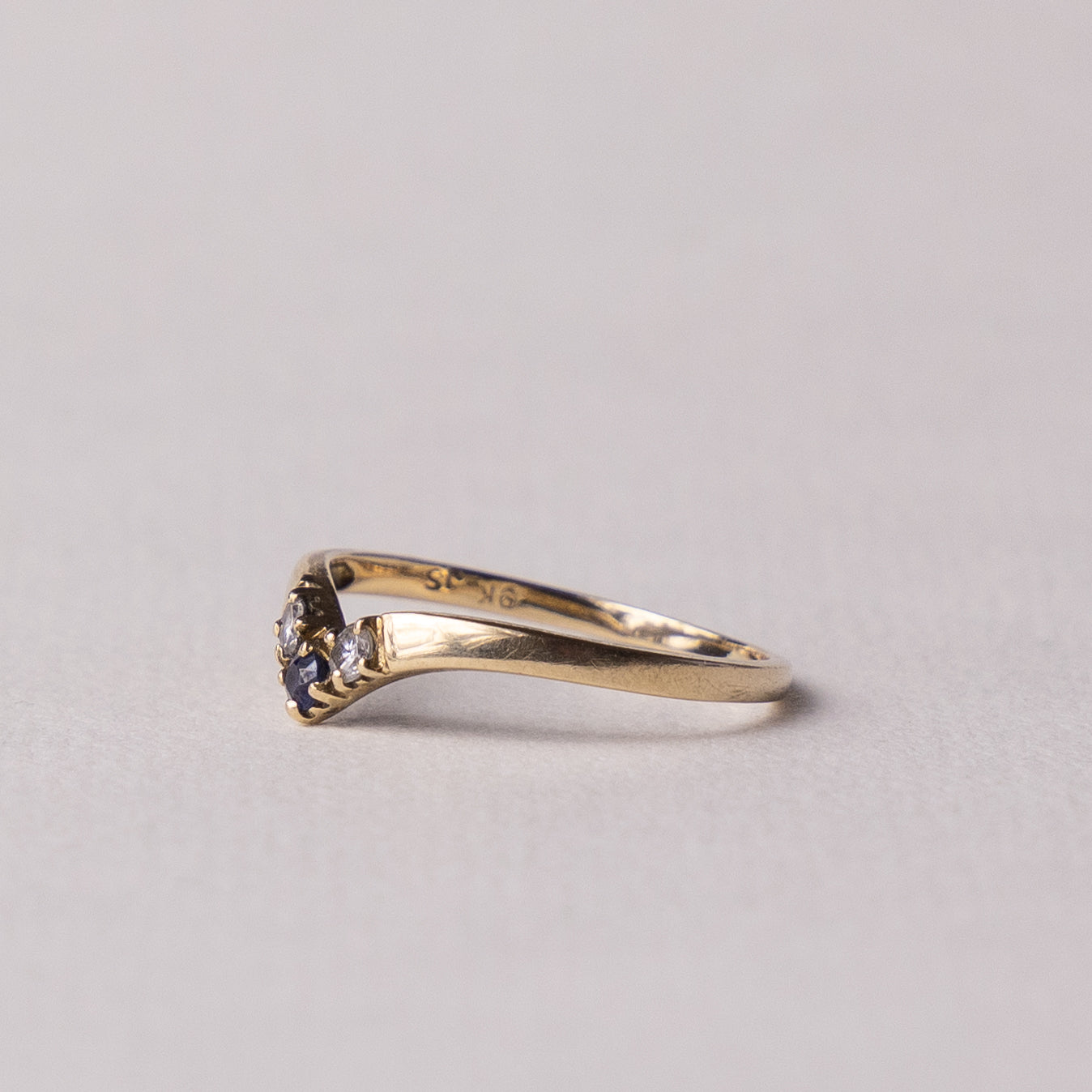 9 carat wishbone sapphire zirconia ring