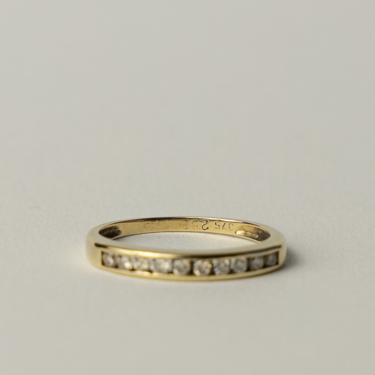 9 carat diamond band ring