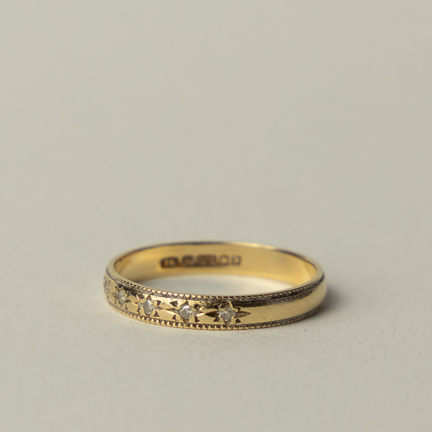 9 carat diamond starburst band ring