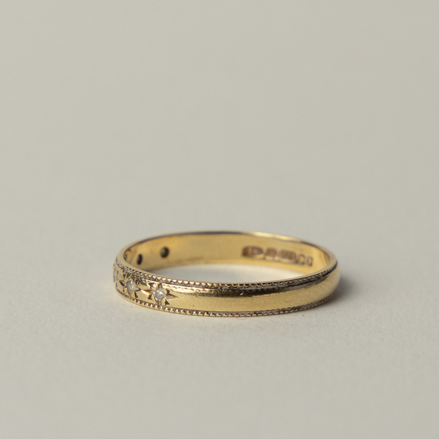 9 carat diamond starburst band ring
