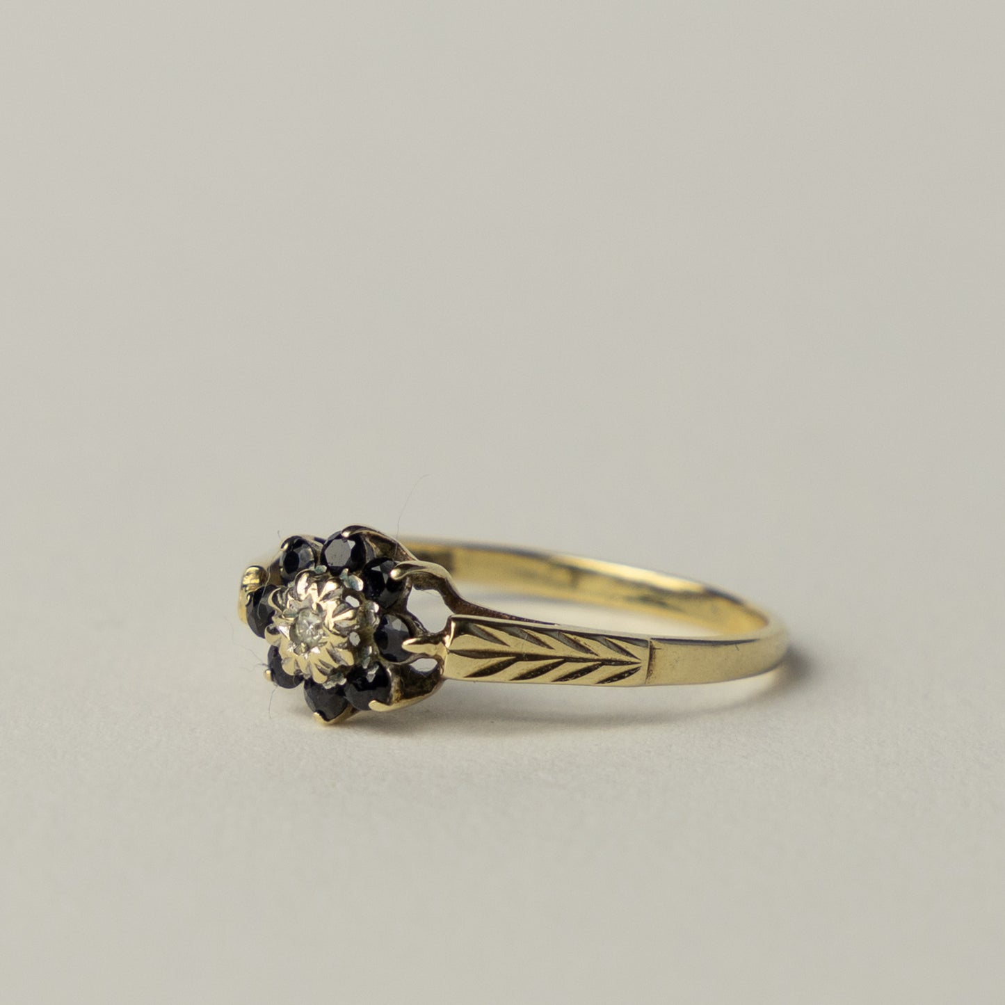 9 carat flower cluster ring