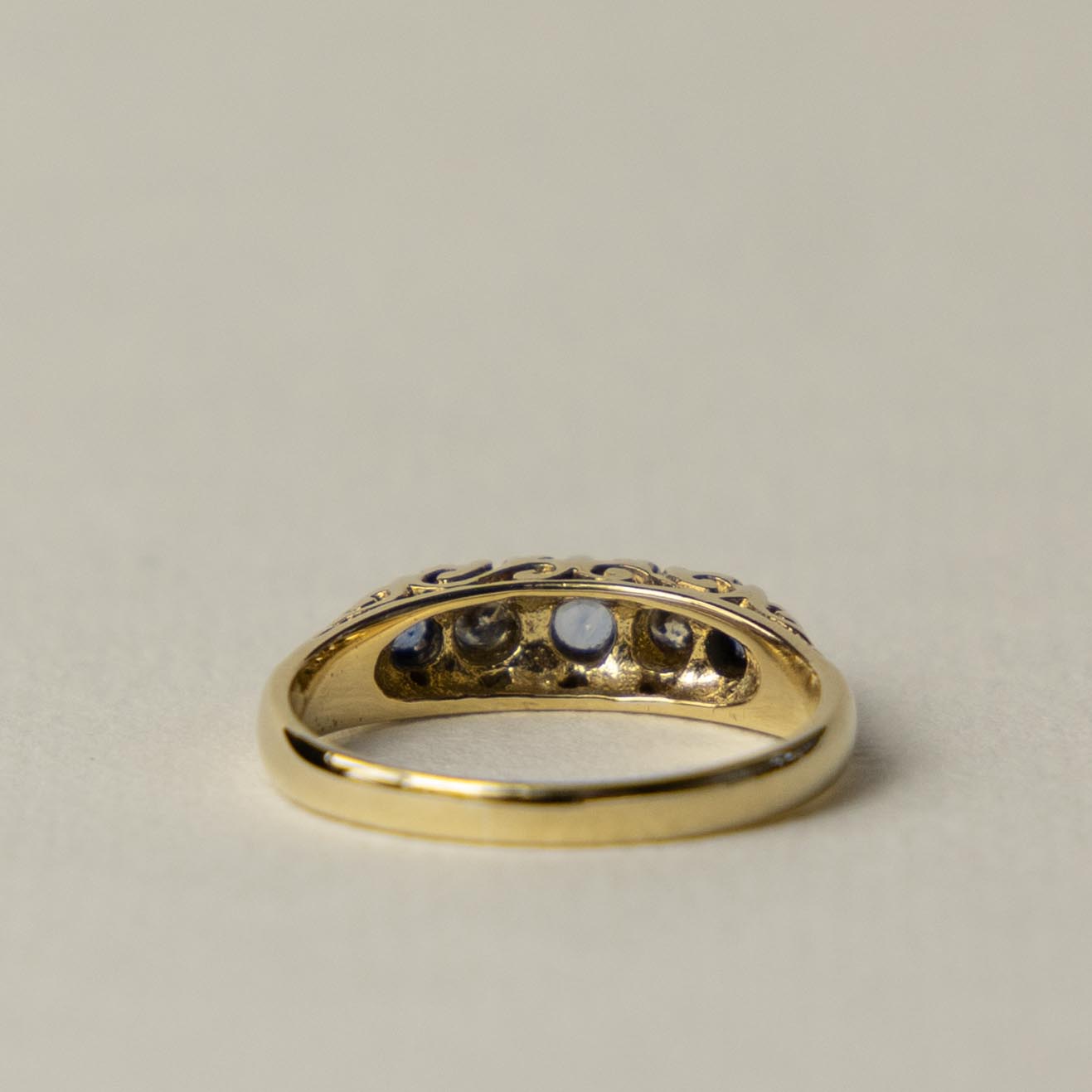 9ct tanzanite & diamond boat ring