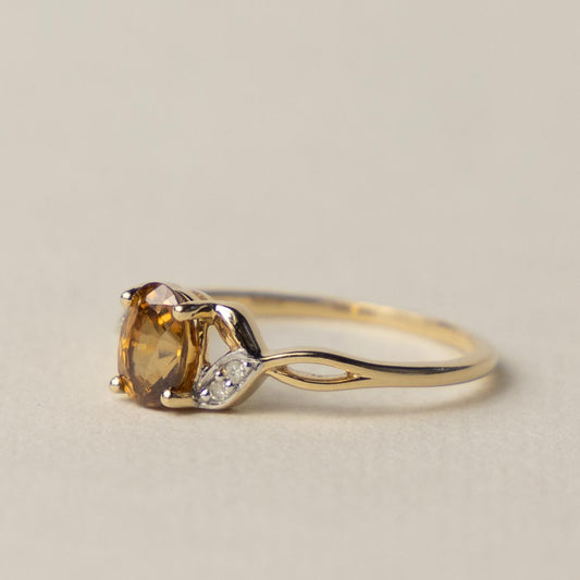 10ct citrine & diamond ring