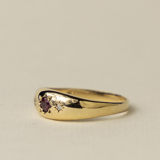 9ct gypsy garnet diamond starburst