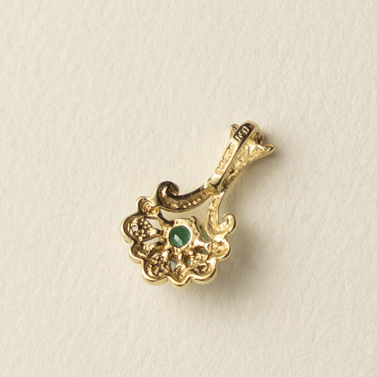 9ct emerald & diamond pendant