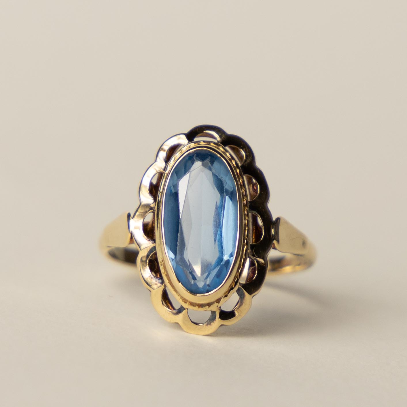 14ct spinel ring
