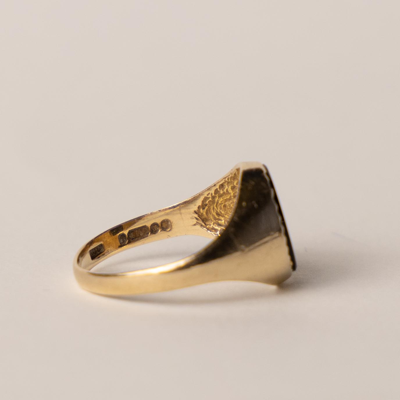 9ct onyx signet