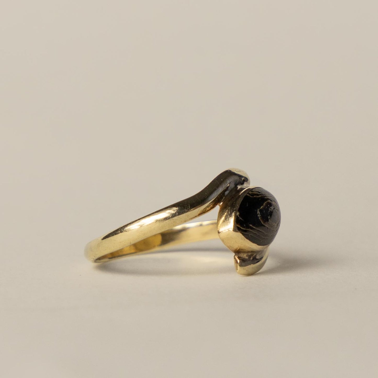 9ct fossil wood ring