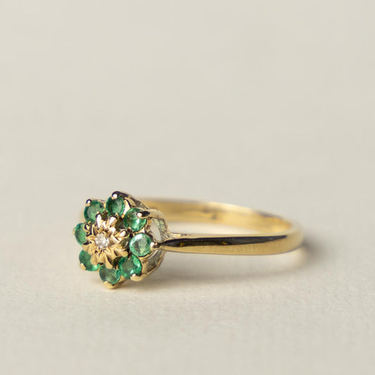 9ct emerald & diamond flower cluster