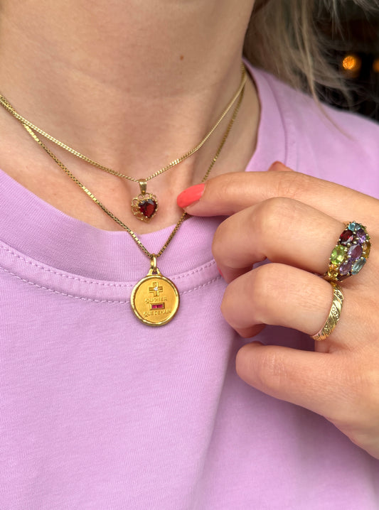 9ct garnet heart pendant