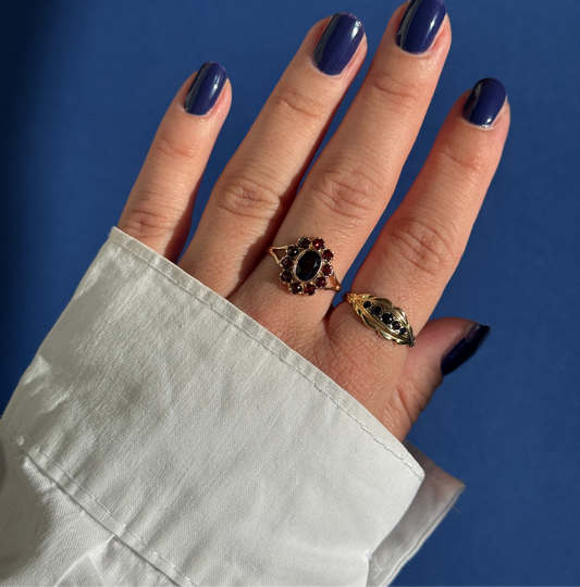 9ct garnet flower cluster ring