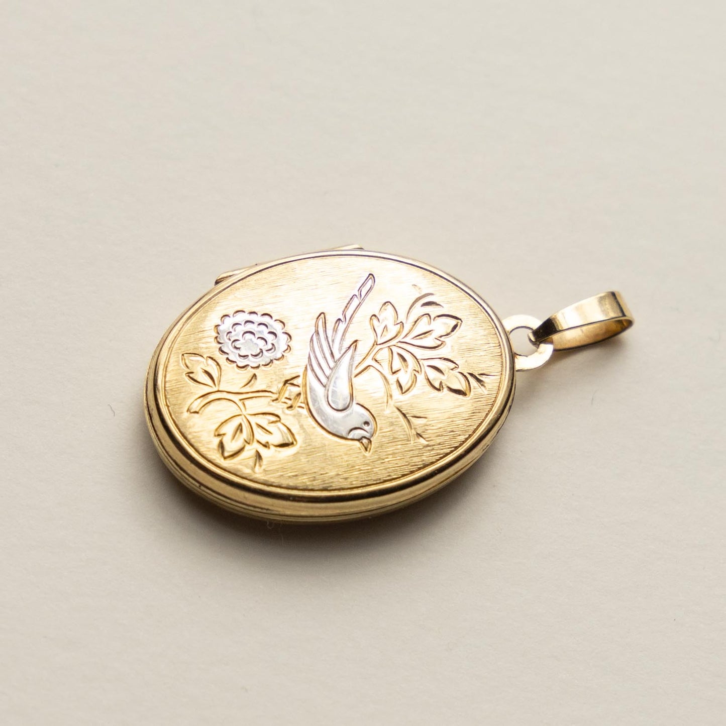 9ct bird locket pendant