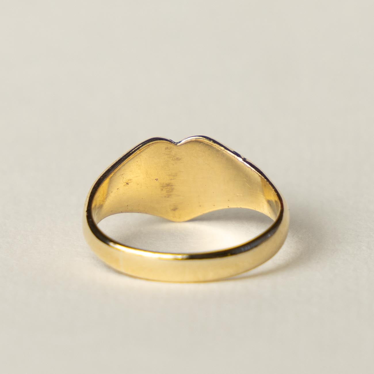 9ct heart signet