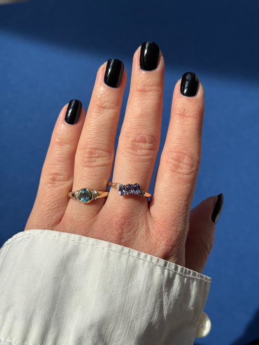 9ct tanzanite & diamond twist ring