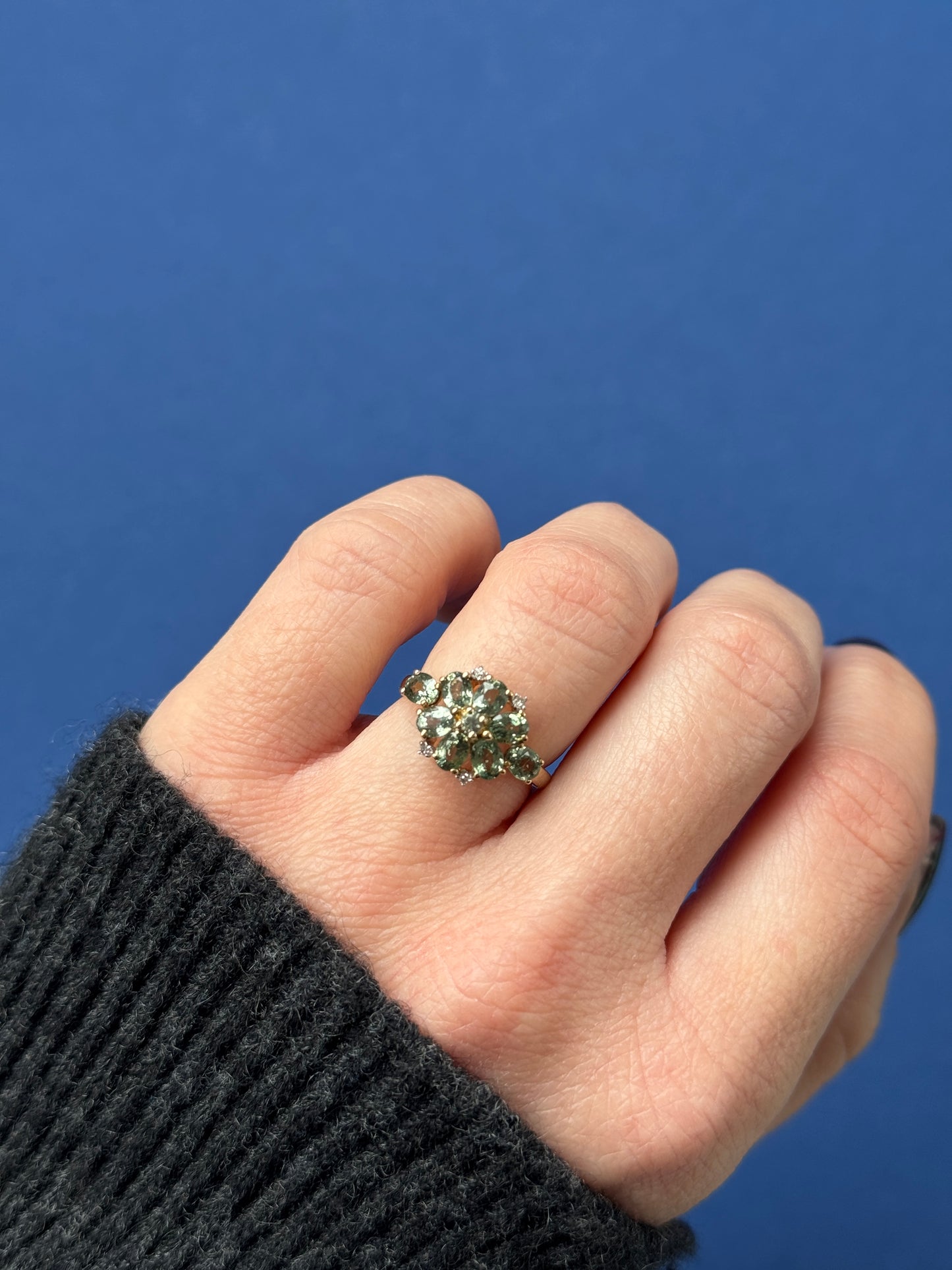 9ct floral sapphire & diamond