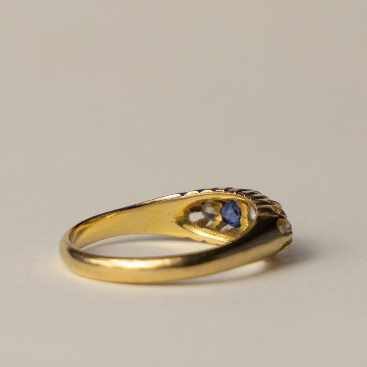 antique 18ct gold diamond sapphire boat ring