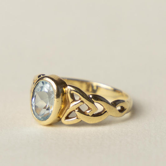 9ct aquamarine bezel set