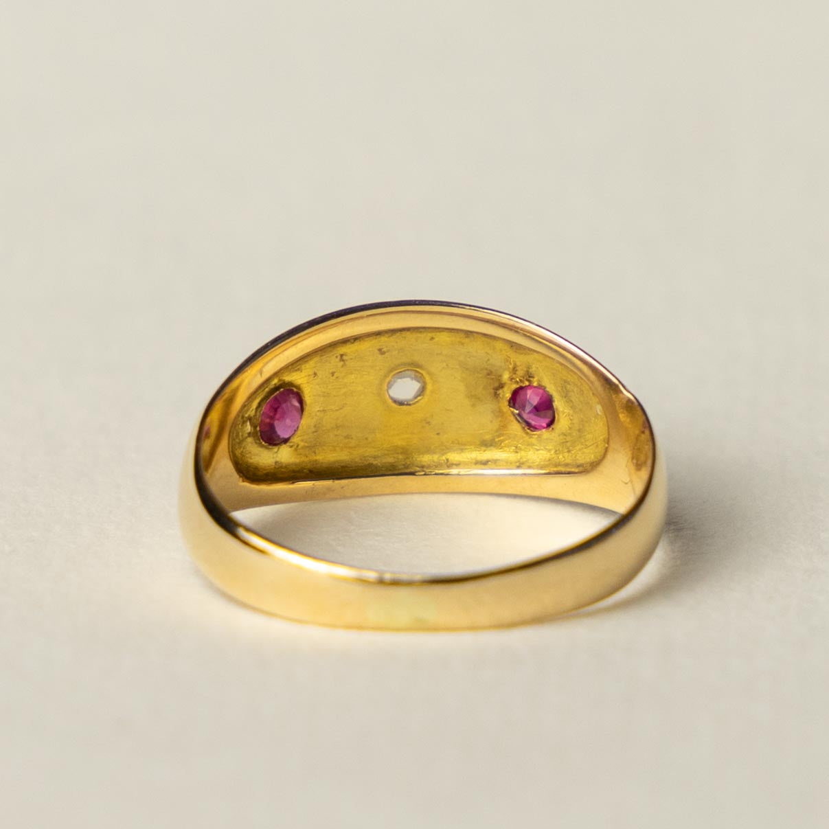 18ct ruby & diamond starburst