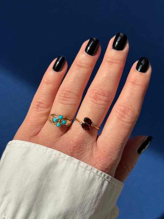 18ct garnet & diamond ring