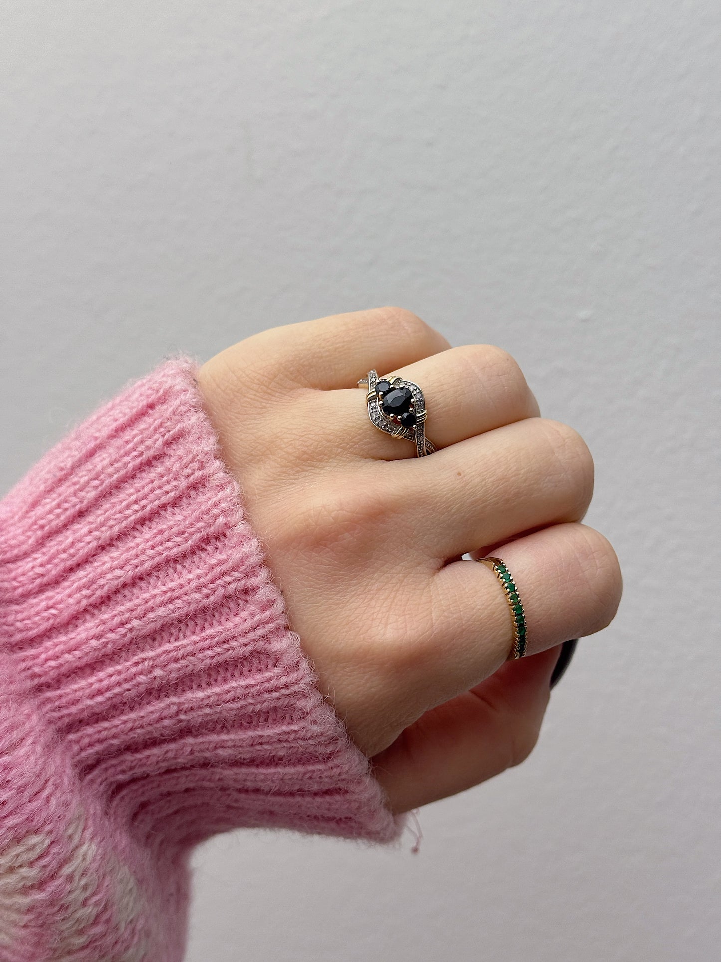 9 carat gold sapphire diamond ring