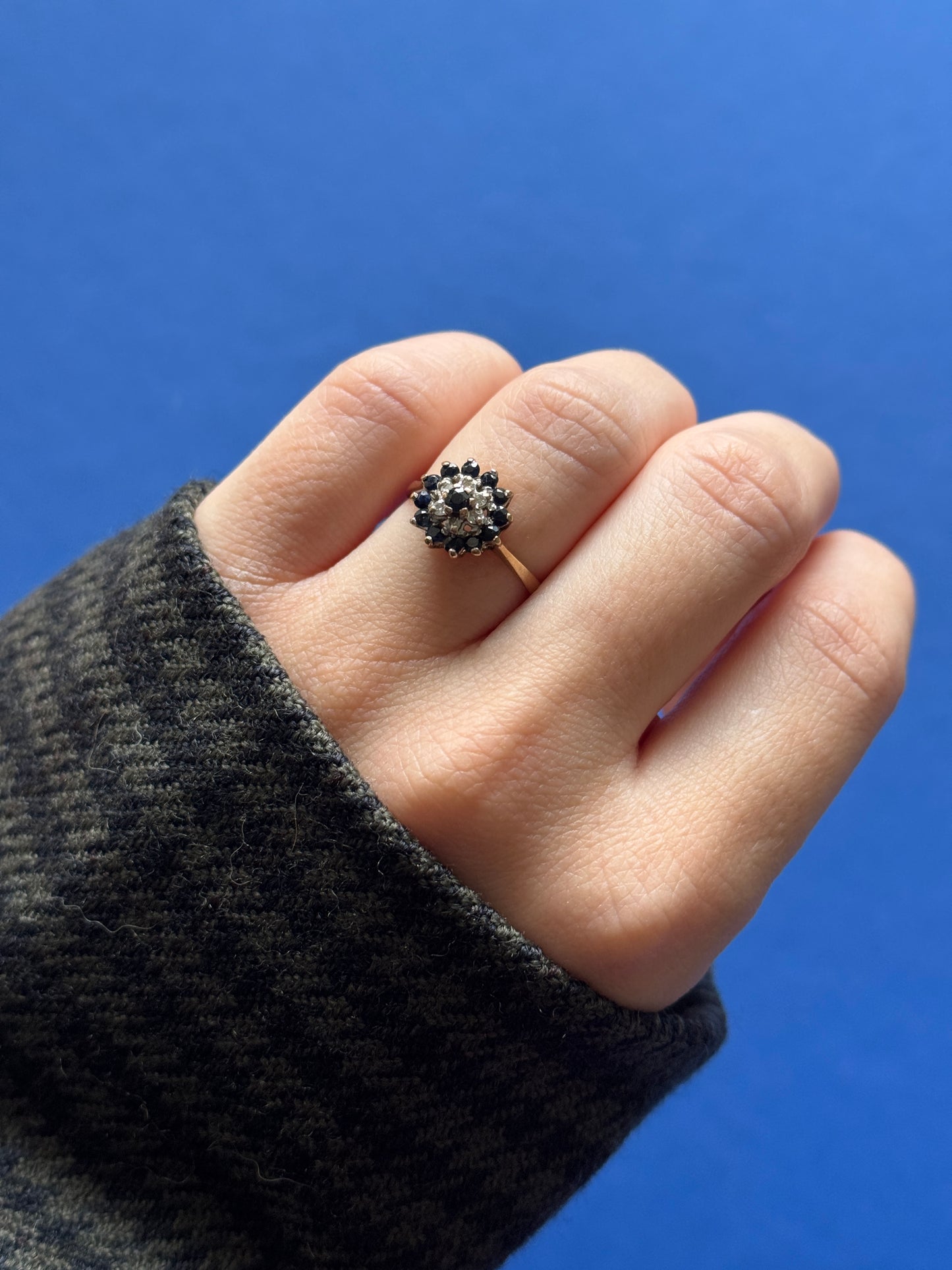 9ct sapphire diamond cluster