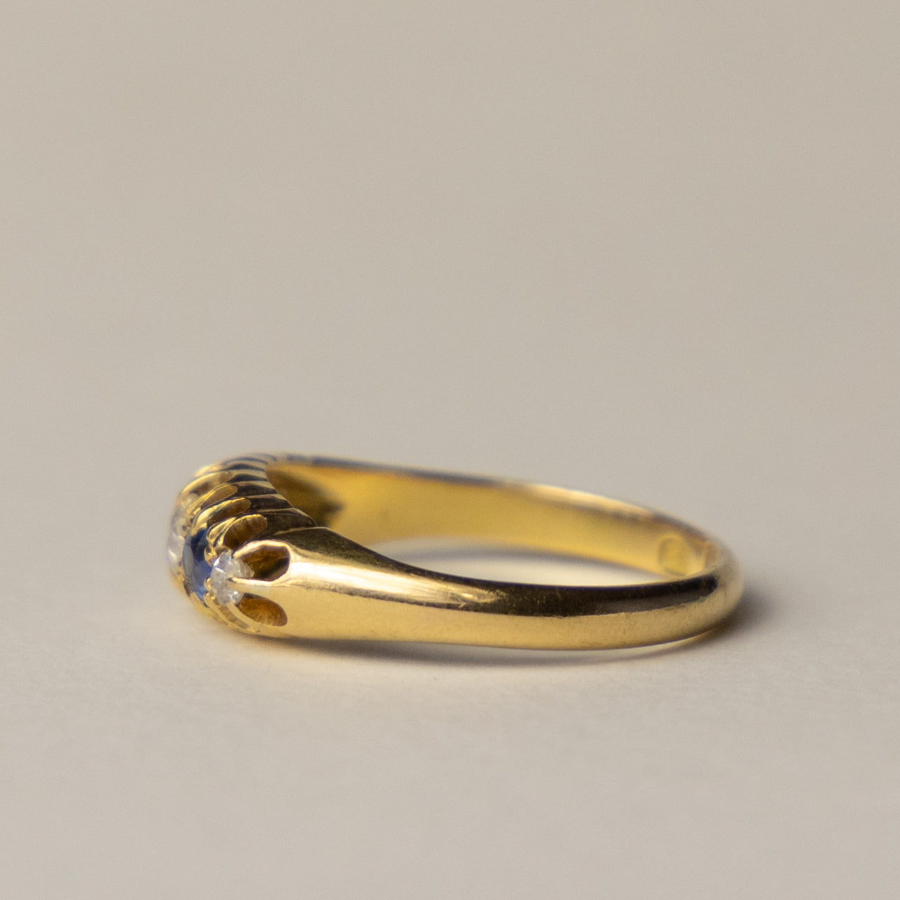 antique 18ct gold diamond sapphire boat ring