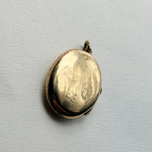 antique 9ct oval engraved locket