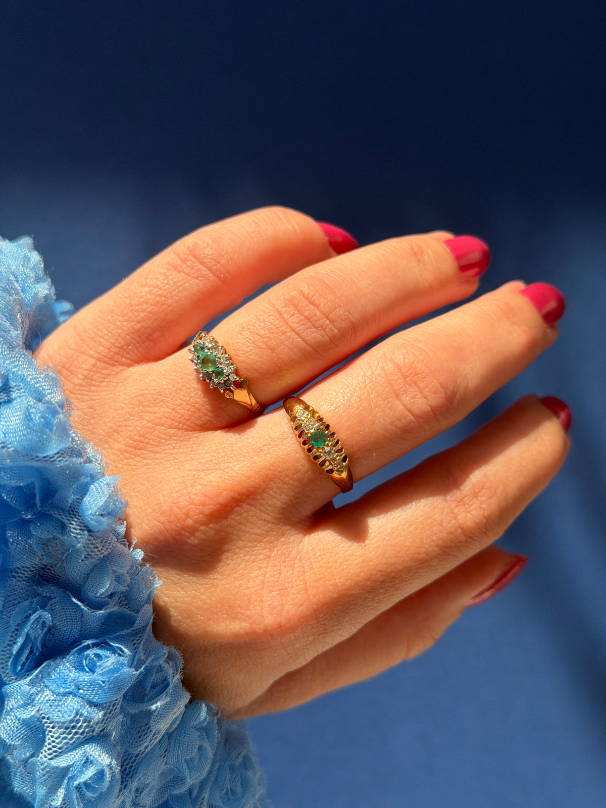 9ct emerald & diamond trilogy cluster