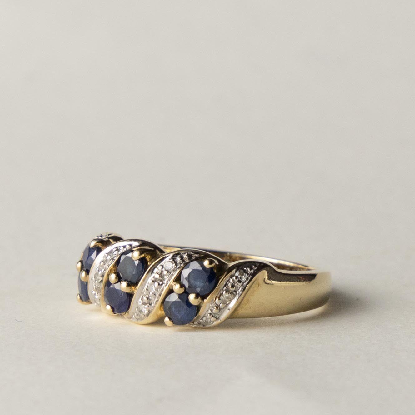 9ct sapphire & diamond band ring