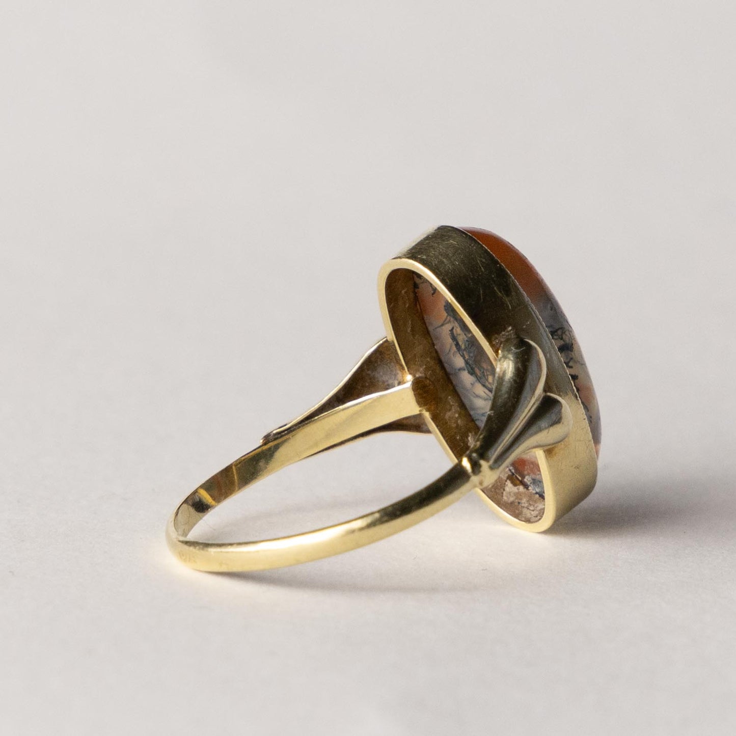 14ct moss agate ring