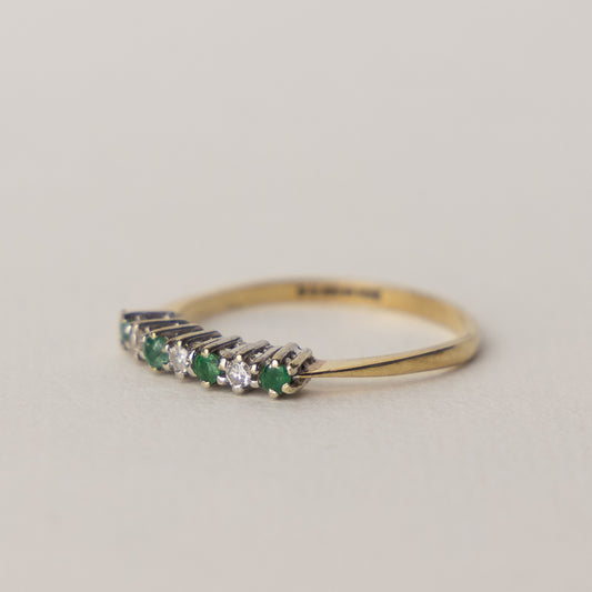 9 carat gold half eternity diamond emerald