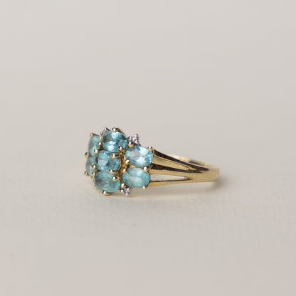9 carat gold topaz diamond ring