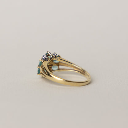 9 carat gold topaz diamond ring