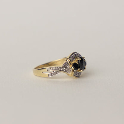 9 carat gold sapphire diamond ring