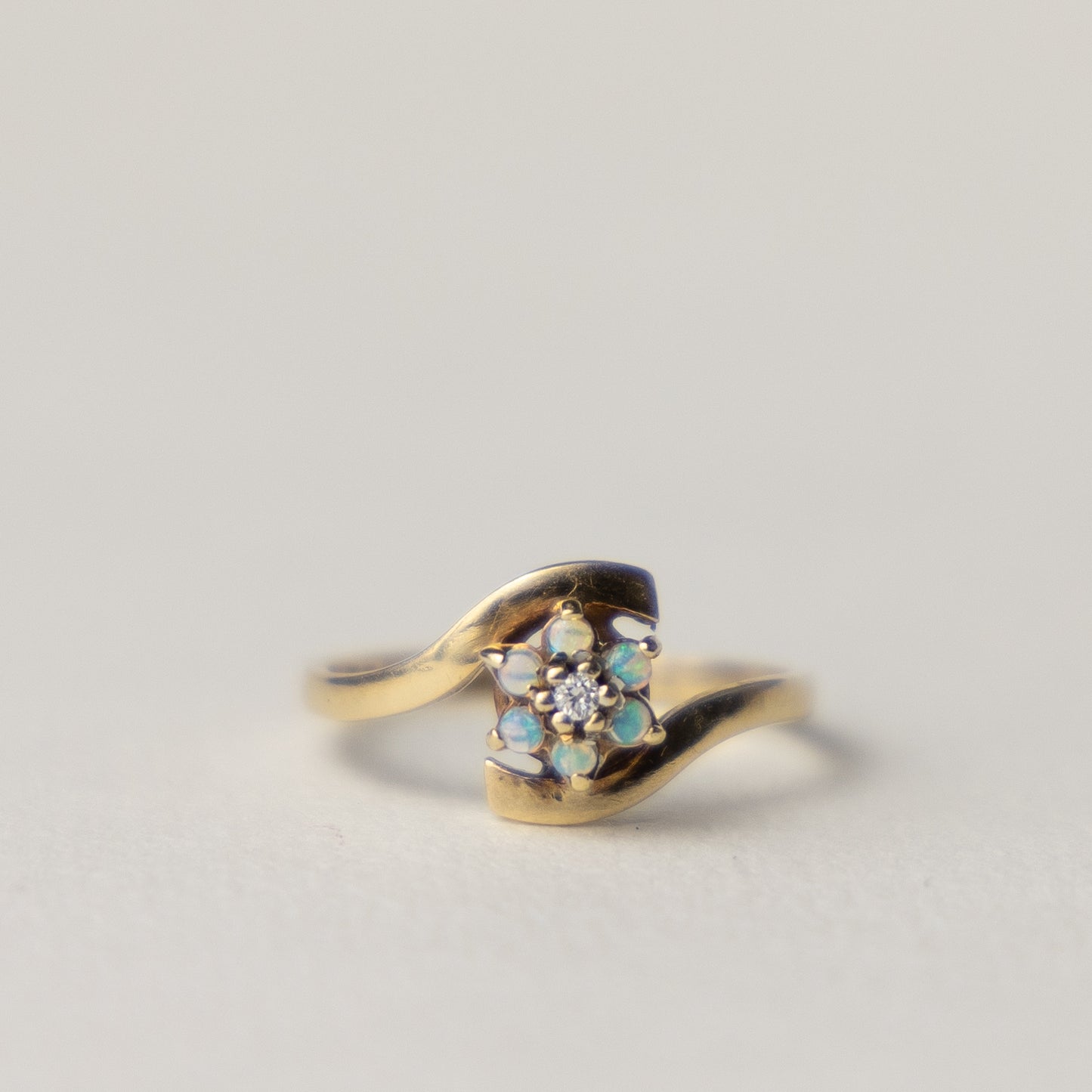 9 carat opal and diamond ring